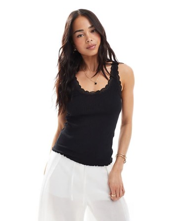 lace trim tank top in black