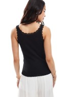lace trim tank top in black