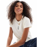 anchor logo t-shirt in cream