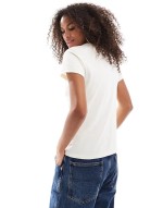 anchor logo t-shirt in cream