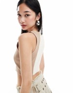 seam detail crop tank top in beige and white