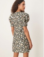 contrast collar jacquard mini dress in green floral